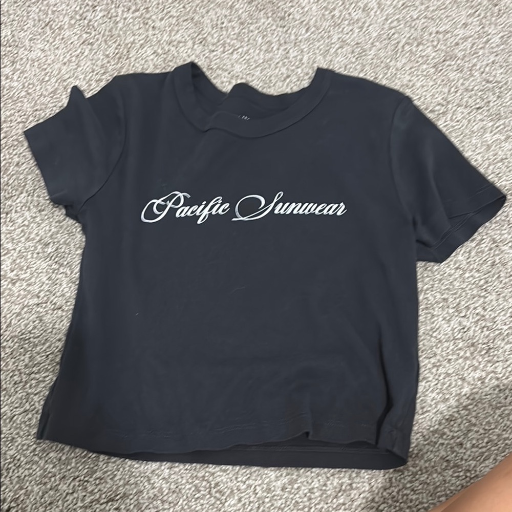 Pacific Sunwear Black Short Sleeve Tee